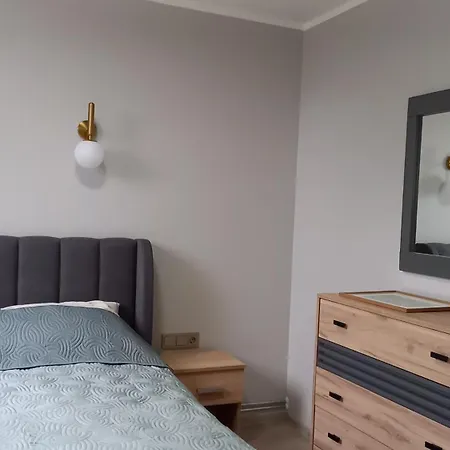 Pihtla Tee Kuelaliskorter 3 Appartement Kuressaare