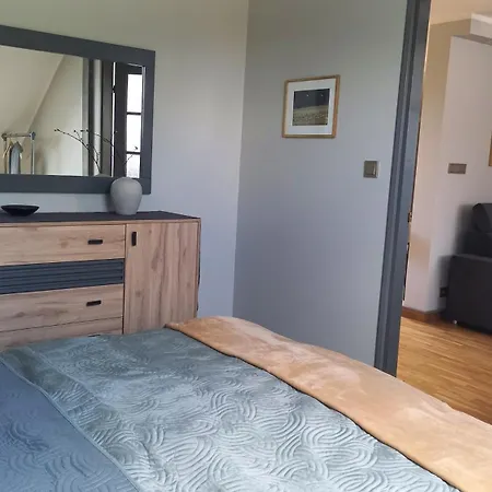 Pihtla Tee Kuelaliskorter 3 Appartement *